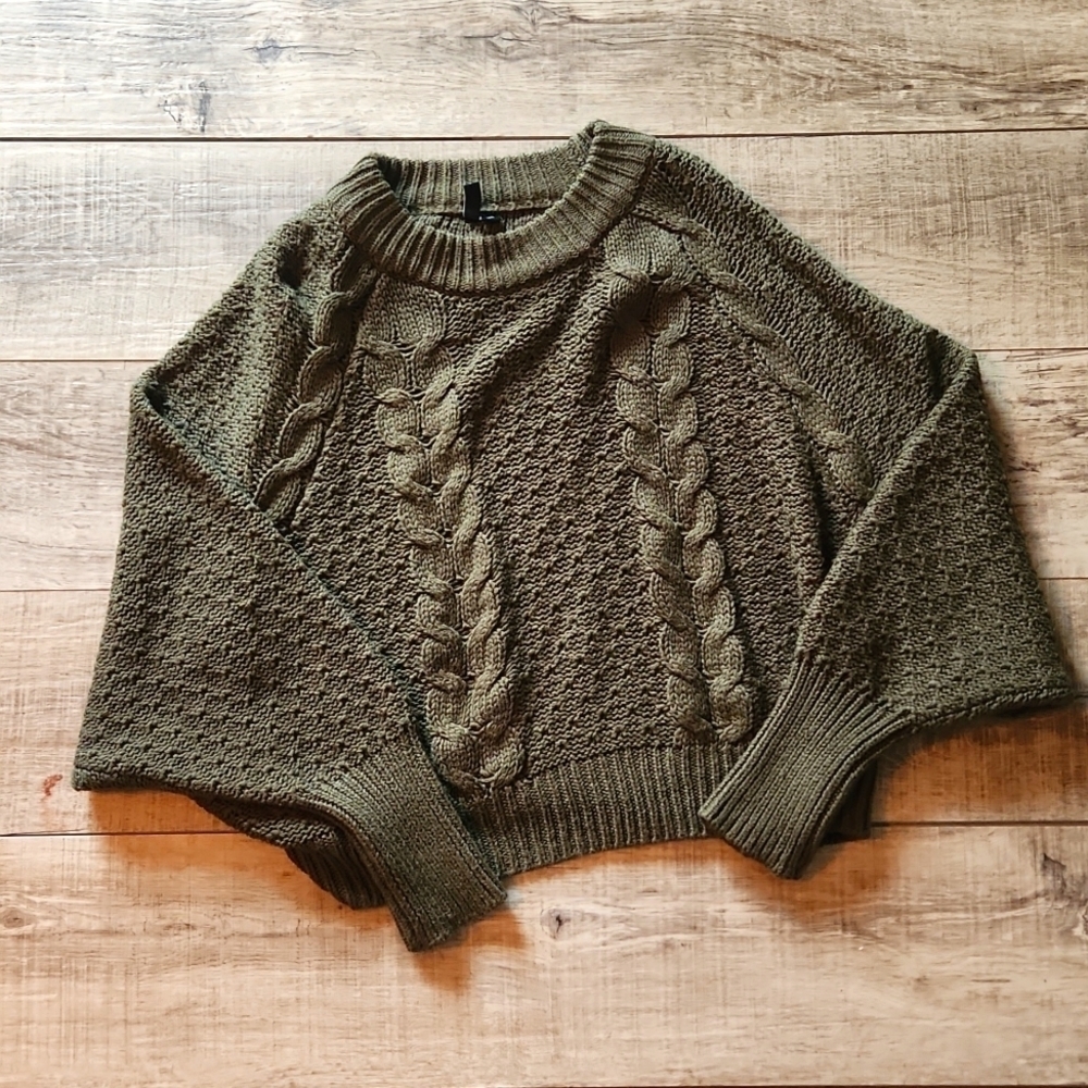 Moon & Madison Loose fit Deep Green Sweater